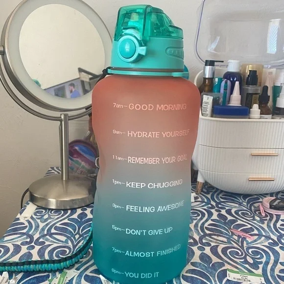 Motivational Gradient Water Bottle - Picture 2 of 5
